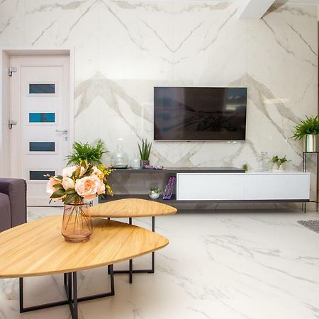 Apartmani Paklenica Noa 스타리그라드 파클레니차 외부 사진