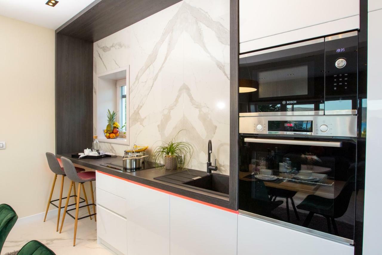 Apartmani Paklenica Noa 스타리그라드 파클레니차 외부 사진